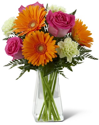 The FTD Pure Bliss Bouquet